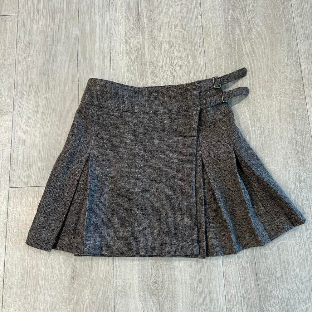 Max Studio grey pleated mini skirt. Size XS